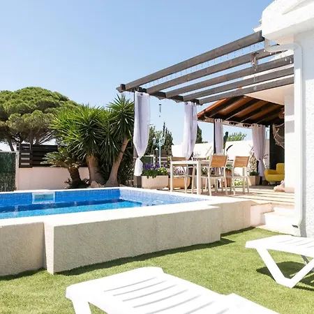 Agustina - En Con Jardin, Barbacoa Y Cerca Del Mar - Deltavacaciones Holiday home *
